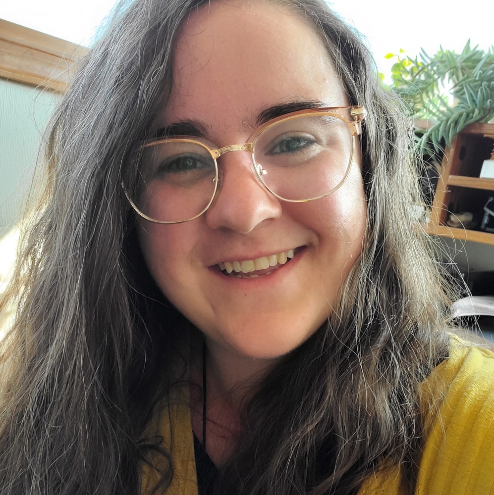 Meet your Posher, Alyssa